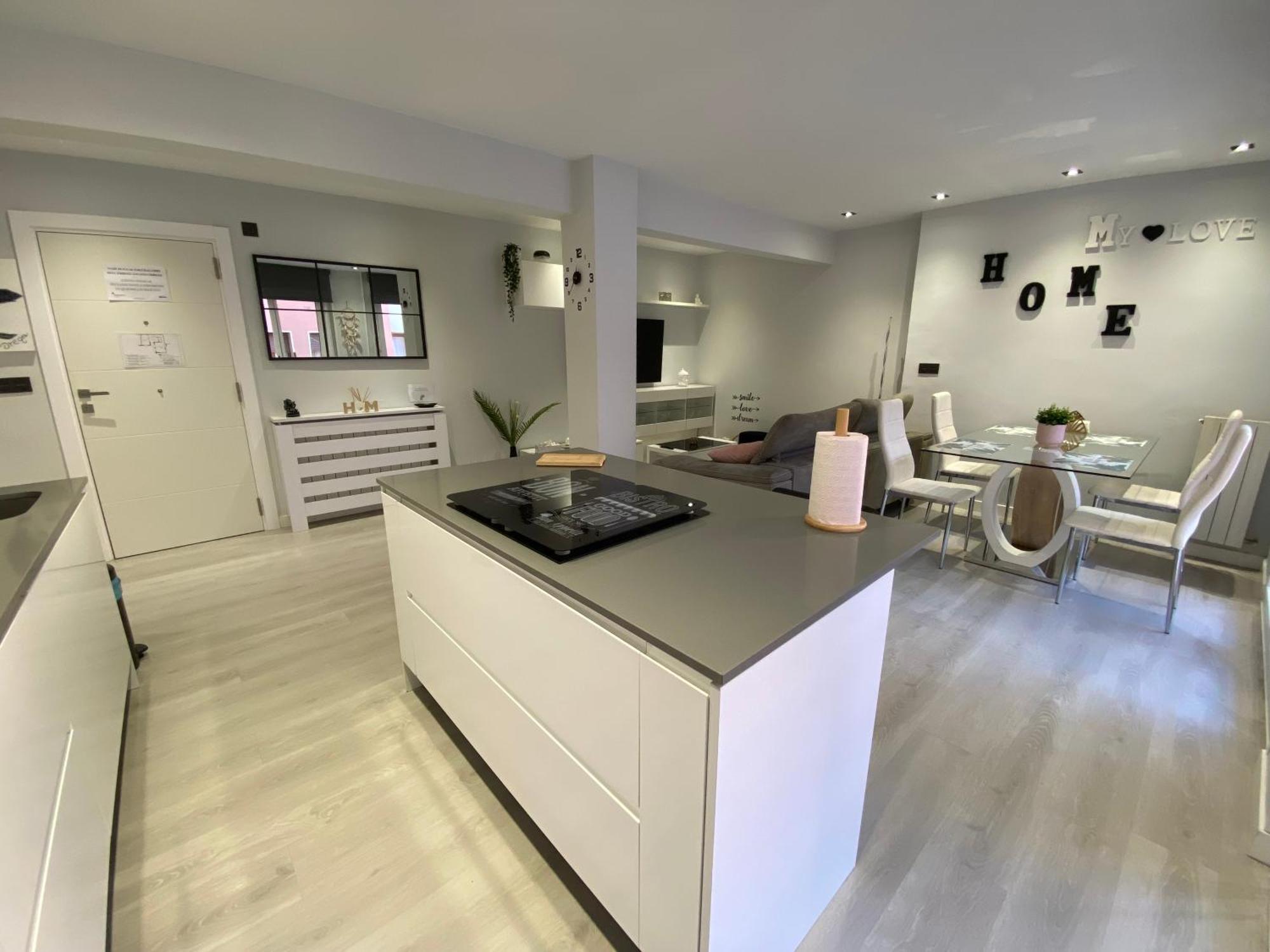 Apartamento Piso Deluxe Centro Cerca Del Bec Barakaldo Exterior foto